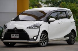 2018 Toyota Sienta 1.5 V ดาวน์ 0%